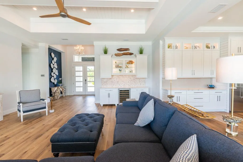 Waterfront Retreat — image 6