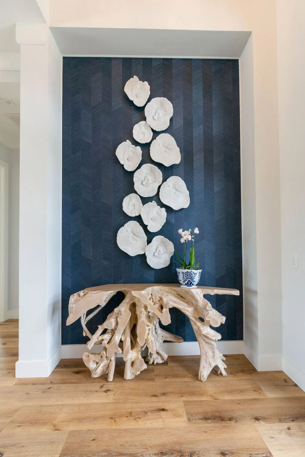 Waterfront Retreat — image 5